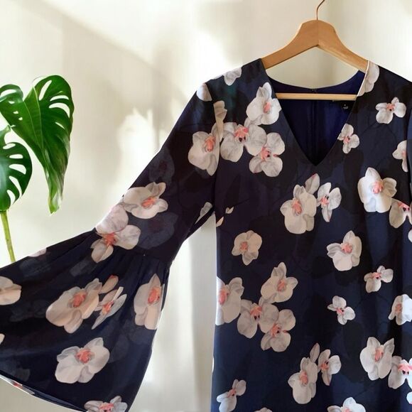 Banana Republic Floral Bell-Sleeve Dress in Navy - Picture 6 of 11